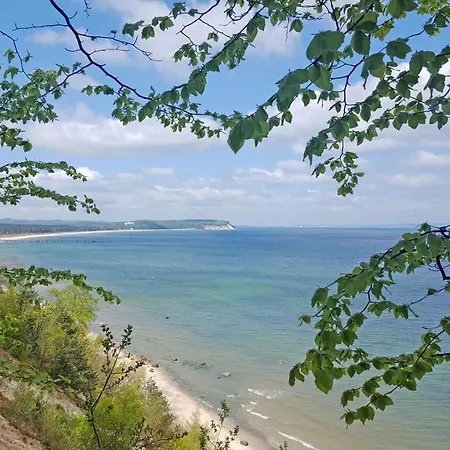 Appartementhaus Mit Balkon Im Ostseebad Goehren Wh *