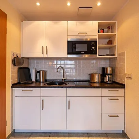 Apartment Appartementhaus Mit Balkon Im Ostseebad Goehren Wh Goehren (Ruegen)