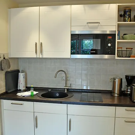 Appartementhaus Mit Balkon Im Ostseebad Wh Apartament *