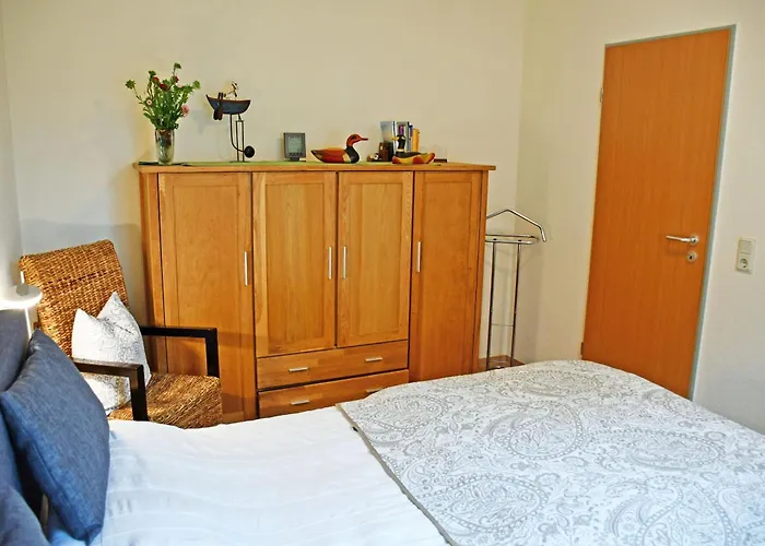 Appartementhaus Mit Balkon Im Ostseebad Wh Appartement Goehren (Ruegen)